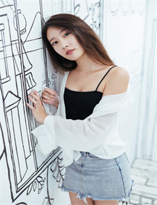 《强行挺进警花紧窄娇嫩-儿子操妈妈》
