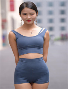 《好好:日.com-久久精品国产一区二区三区四区》